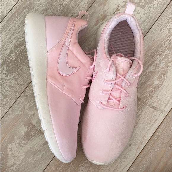 NEW Nike Roshe one pink sneakers shoes - Picture 6 of 8